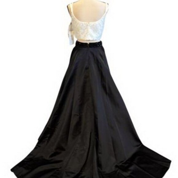 Vivi Ta Black White Beaded 2 Piece Dress Ball Gown - Picture 3 of 5